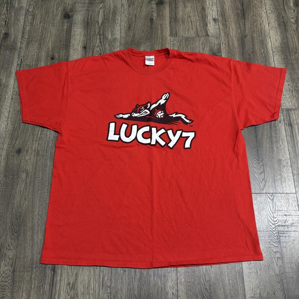 Gildan Shirt Mens 2XL Red Lucky 7 Flying Squirrel Graphic Tee Cotton Crewneck‎
